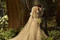 Tỷ phú Facebook bị dọa giết vì “đốt tiền” làm đám cưới