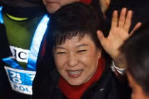 Chân dung nữ Tổng thống đầu tiên của Hàn Quốc