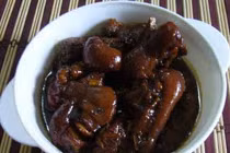 Hô biến thịt lợn om quá hạn 1 năm... thành tươi ngon