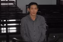 Vào tù vì “sàm sỡ” bé gái trên rẫy