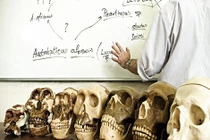 Tiết lộ gây sốc mới về tổ tiên con người