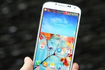 Samsung Galaxy S IV trắng xuất hiện tại Việt Nam