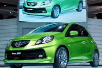 Những mẫu ô tô giá siêu rẻ khiến dân Việt phát thèm