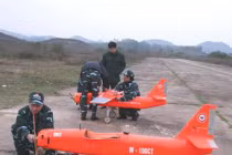 UAV Việt Nam tự chế tạo tung bay