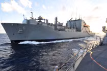 Lai lịch tàu “siêu lớn” của Mỹ vừa vào Cam Ranh