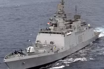 Chiến hạm Ấn Độ, Trung Quốc “khuấy động” Biển Đông 