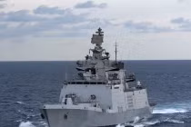 Tàu chiến Ấn Độ tới VN mang tên lửa “khủng”