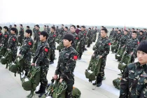 Lộ ảnh đơn vị tác chiến đặc biệt toàn nữ của TQ