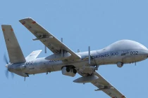 “Lái buôn” UAV lớn nhất thế giới