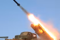 Triều Tiên bắn tên lửa hay đạn pháo phản lực?