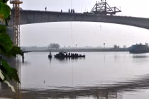 Sập giàn giáo cầu Chanh: Chưa tìm được nạn nhân thứ 3 