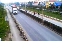 Cận cảnh 17km dải phân cách cần 48 tỷ đồng... tháo dỡ