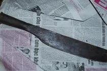 Chú tâm thần đột nhiên chém cháu ruột 8 tuổi 