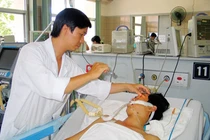 Mỗi ngày tết có 2-3 ca ngộ độc