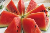 Vì sao ăn dưa hấu lại tăng cân?