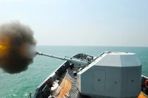 Tàu tàng hình mới nhất Trung Quốc tập trận lần đầu