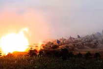 Pháo, máy bay Đài Loan thi nhau tập oanh tạc