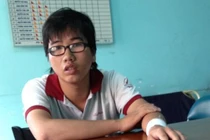 Không được thi đại học vì…vung dao chém người