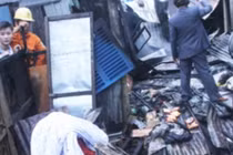 Nổ bình khí thổi bóng, 5 người thương vong