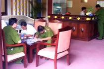 Nữ thượng úy Công an tự tử vì nợ nần?