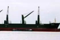 Người nước ngoài chết trong tư thế treo cổ trên tàu