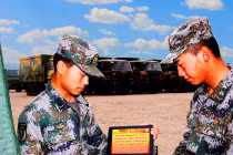 Quân đội TQ “hiện đại hóa” với máy tính bảng