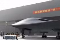 “Lộ” máy bay ném bom tàng hình Trung Quốc