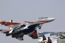 Tiêm kích J-11 Trung Quốc có đấu lại Su-30MKI Ấn Độ?