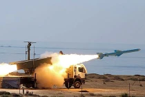 Iran cải tiến “sát thủ” diệt tàu chiến Mỹ 