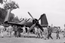 Độc: Chiến đấu cơ Mỹ diễu hành trên phố Sài Gòn 1951