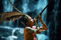 Lạ lùng tộc người giống người Việt cổ trên đảo Borneo 