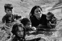 Kinh điển bức ảnh giành giải Pulitzer về chiến tranh VN 