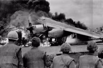 Ảnh gây sốc về trận Khe Sanh trên tạp chí LIFE