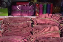 Luận bàn chuyện đốt pháo Tết 