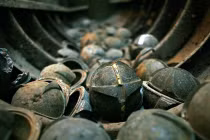 Tận mục những quả bom siêu khủng Mỹ ném xuống VN 