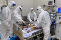 BN416 ở Đà Nẵng rất nặng, nhiều triệu chứng giống phi công Anh 