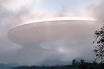 Xôn xao mây hình đĩa bay xuất hiện trước chùa Thiên Mụ