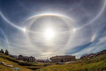 Những hiện tượng lạ của Mặt trời xảy ra như phép màu