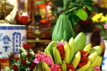 Bài trí bàn thờ gia tiên ngày Tết thế nào cho đúng?