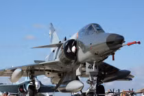 Giá rẻ không giúp JF-17 Trung Quốc thắng Kfir Block 60 Israel