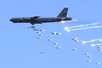 Kinh ngạc 15 sự thật về siêu pháo đài bay B-52