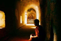 Triều đình phương Bắc xanh mặt vì tài phép thiền sư Việt