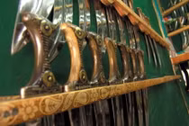 Vì sao đàn ông Yemen luôn đeo dao bên mình? 