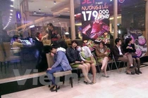 Cận cảnh vụ khách hàng ngất xỉu hàng loạt tại Big C