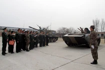 Theo chân sĩ quan Việt Nam thăm Sư đoàn tăng Trung Quốc