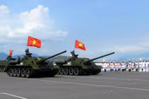 Báo Tây quan tâm “sát thủ diệt tăng” SU-100 của VN