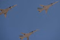 Nga triển khai máy bay ném bom Tu-22M3 tới Crimea