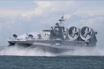 Nga tái sản xuất siêu tàu đệm khí lớp Zubr
