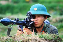 Kỳ tích bộ đội Việt Nam bắn 14 phát B41 vẫn khỏe