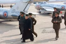 Triều Tiên cải tiến lắp tên lửa cho tiêm kích J-5